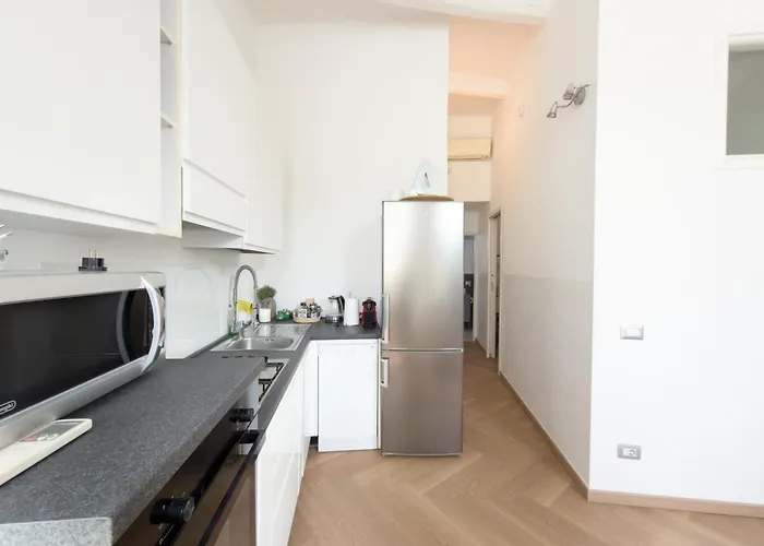 Colosseum Street Home